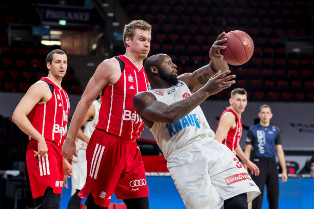 扯对方防线 扯对方防线